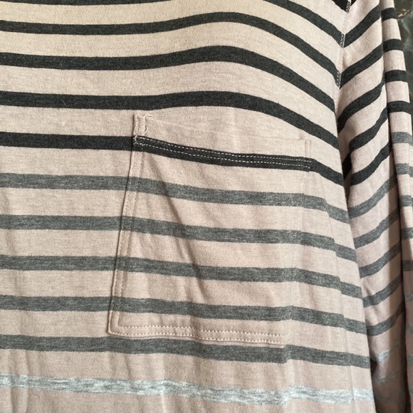 Calvin Klein Striped 3/4 sleeve Shirt - Picture 2 of 9